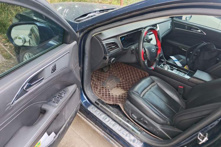 Used Ford Taurus 2015 EcoBoost 245 Luxury Model Driver Seat