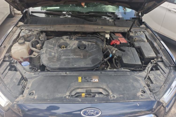 Used Ford Taurus 2015 EcoBoost 245 Luxury Model Engine Bay