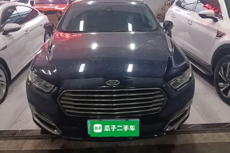 Used Ford Taurus 2015 EcoBoost 245 Fashion Edition Front