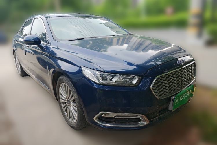 Used Ford Taurus 2015 EcoBoost 245 Luxury Model Front Right 45 Deg