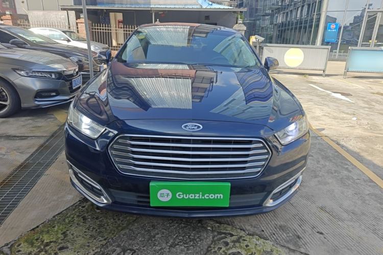 Used Ford Taurus 2015 EcoBoost 245 Fashion Edition Front