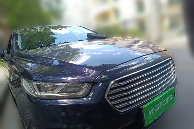 Used Ford Taurus 2015 EcoBoost 245 Luxury Model Front