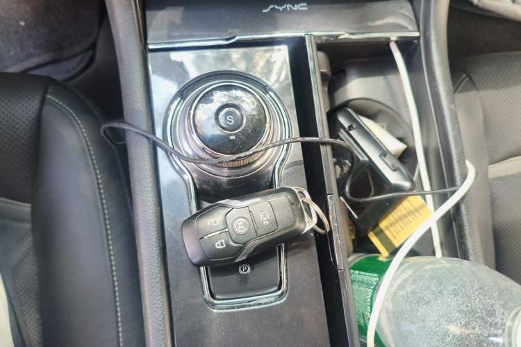 Used Ford Taurus 2015 EcoBoost 245 Luxury Model Gear Lever