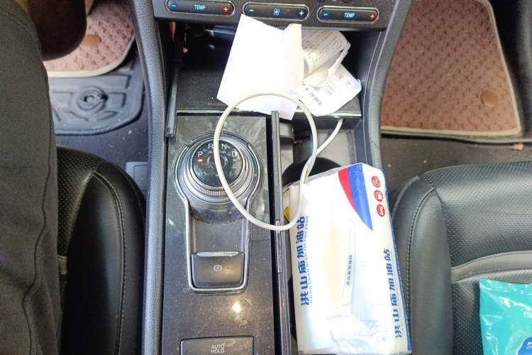 Used Ford Taurus 2015 EcoBoost 245 Luxury Model Gear Lever