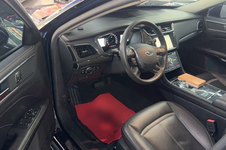 Used Ford Taurus 2015 EcoBoost 245 Luxury Model Interior 1