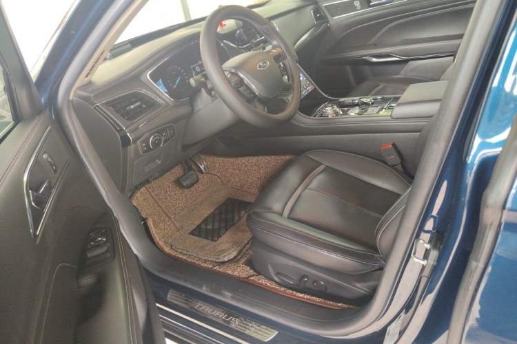 Used Ford Taurus 2015 EcoBoost 245 Luxury Model Interior 3