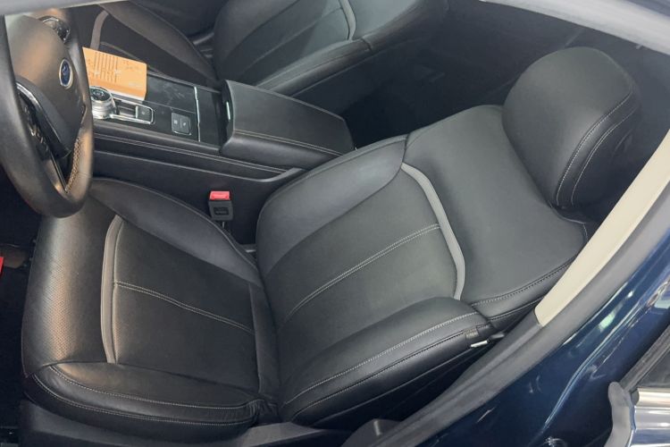 Used Ford Taurus 2015 EcoBoost 245 Luxury Model Interior 5