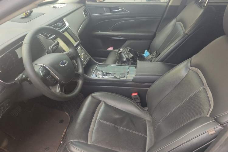 Used Ford Taurus 2015 EcoBoost 245 Luxury Model Left Front Seat