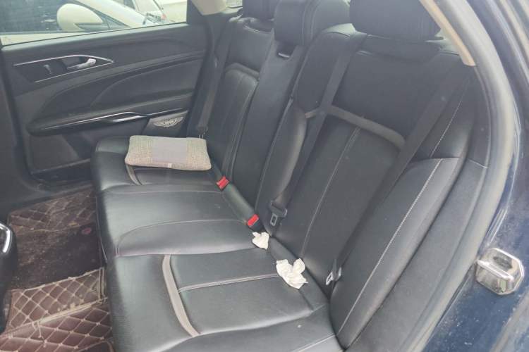 Used Ford Taurus 2015 EcoBoost 245 Luxury Model Left Rear Seat