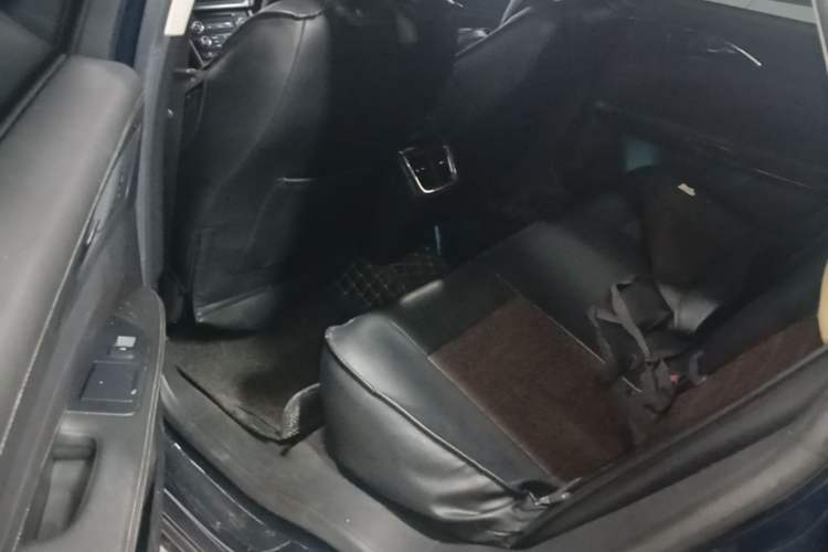 Used Ford Taurus 2015 EcoBoost 245 Fashion Edition Left Rear Seat