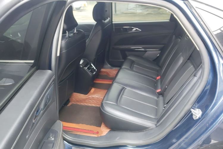 Used Ford Taurus 2015 EcoBoost 245 Fashion Edition Left Rear Seat