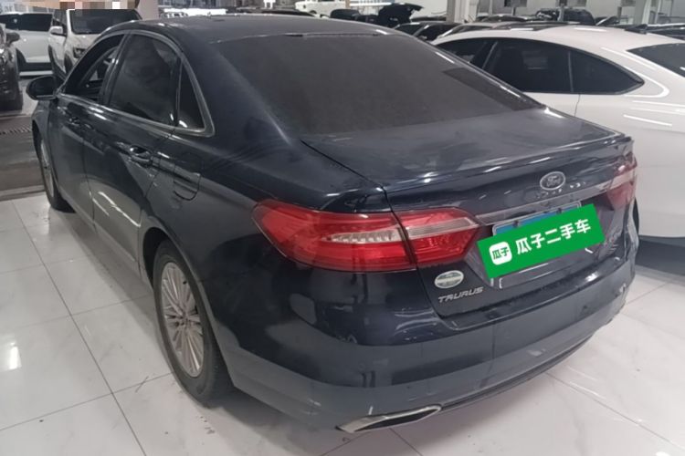 Used Ford Taurus 2015 EcoBoost 245 Fashion Edition Rear Left 45 Deg