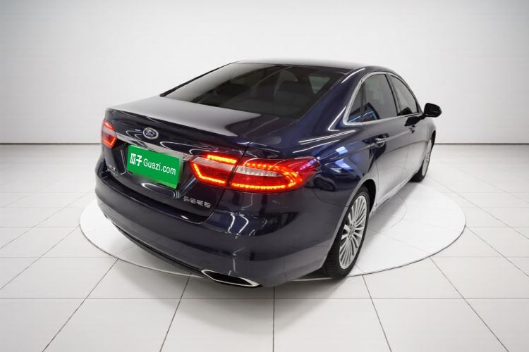Used Ford Taurus 2015 EcoBoost 245 Ultimate Model Rear Right 45 Deg