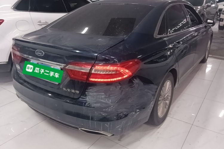 Used Ford Taurus 2015 EcoBoost 245 Fashion Edition Rear Right 45 Deg