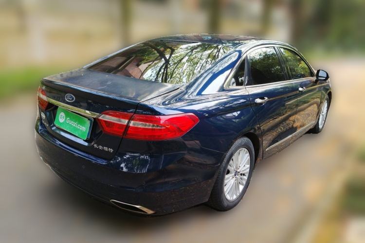 Used Ford Taurus 2015 EcoBoost 245 Fashion Edition Rear Right 45 Deg