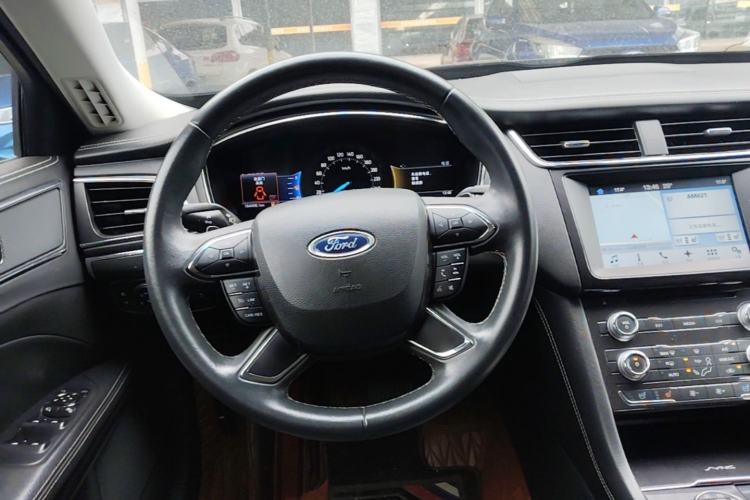 Used Ford Taurus 2015 EcoBoost 245 Fashion Edition Steering Wheel