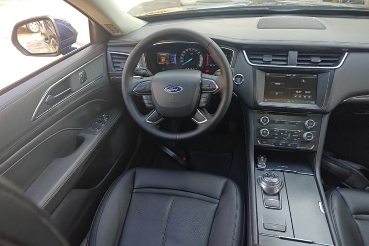 Used Ford Taurus 2015 EcoBoost 245 Fashion Edition Steering Wheel