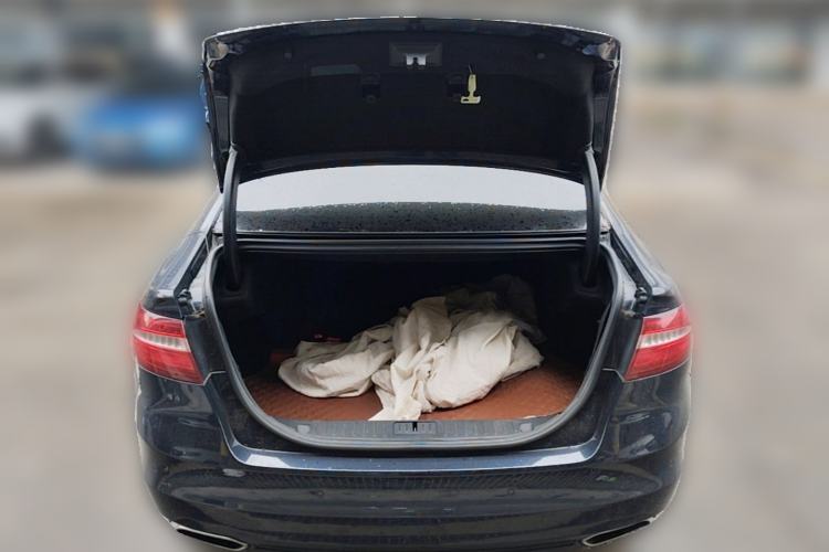 Used Ford Taurus 2015 EcoBoost 245 Fashion Edition Trunk