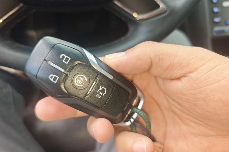 Used Ford Taurus 2015 EcoBoost 245 Luxury Model Vehicle Key