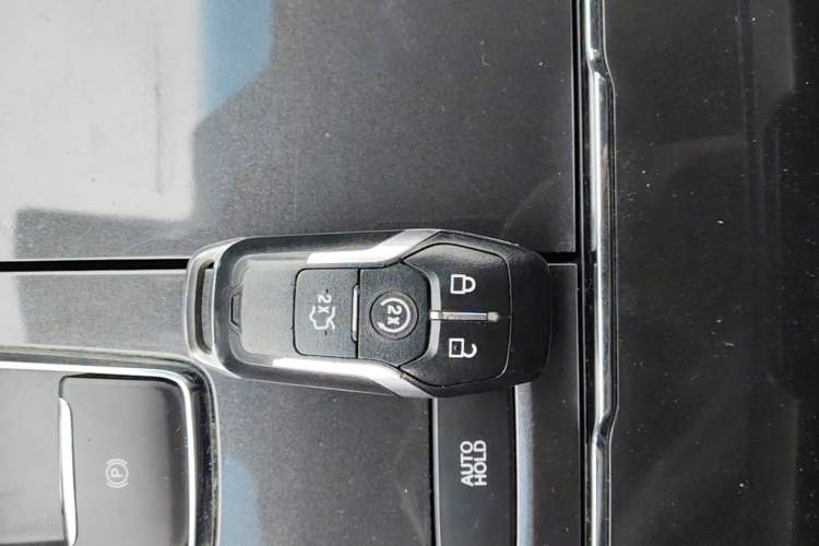 Used Ford Taurus 2015 EcoBoost 245 Fashion Edition Vehicle Key