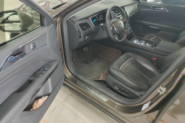 Used Ford Taurus 2015 EcoBoost 245 Luxury Model Driver Seat