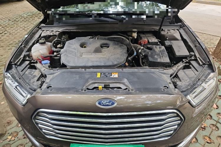 Used Ford Taurus 2015 EcoBoost 245 Ultimate Model Engine Bay
