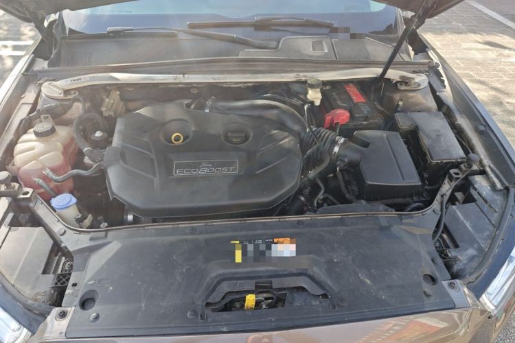 Used Ford Taurus 2015 EcoBoost 245 Ultimate Model Engine Bay