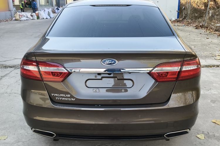 Used Ford Taurus 2015 EcoBoost 245 Ultimate Model Exterior 4