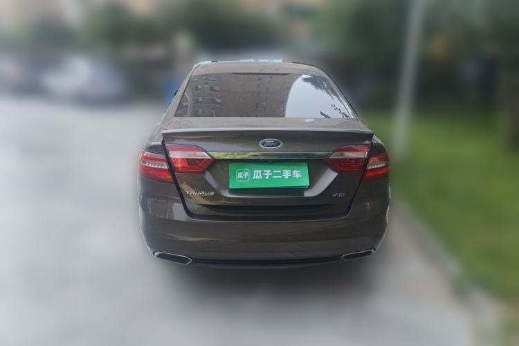 Used Ford Taurus 2015 EcoBoost 245 Luxury Model Exterior 4