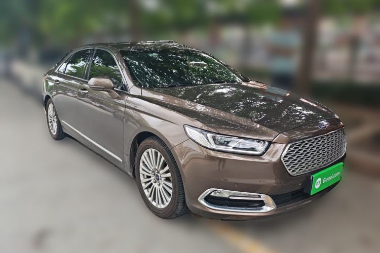 Used Ford Taurus 2015 EcoBoost 245 Luxury Model Front Right 45 Deg
