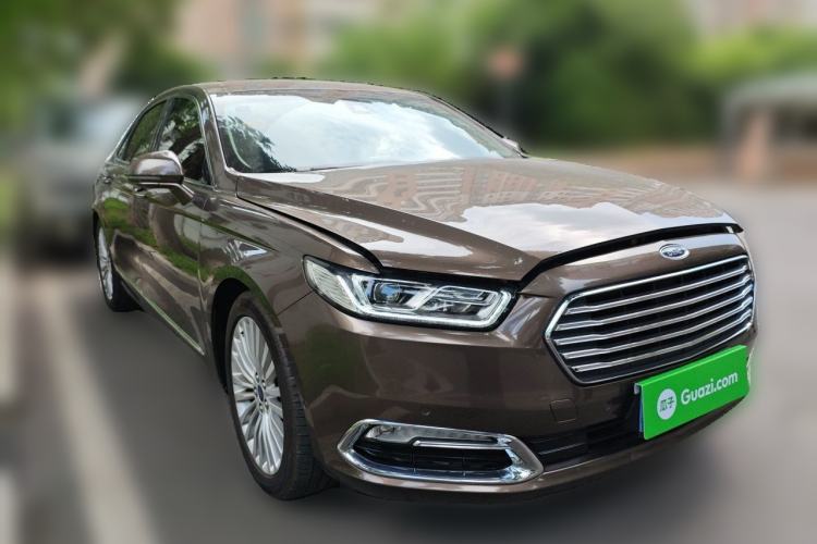 Used Ford Taurus 2015 EcoBoost 245 Luxury Model Front Right 45 Deg