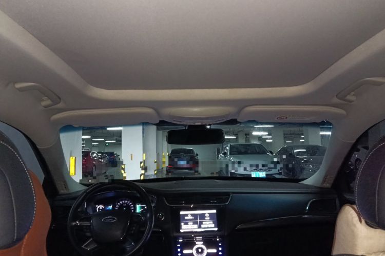 Used Ford Taurus 2015 EcoBoost 245 Luxury Model Headliner