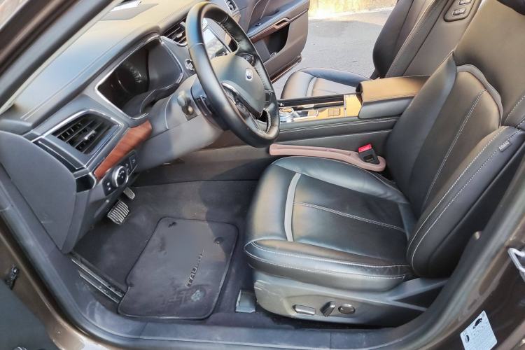 Used Ford Taurus 2015 EcoBoost 245 Ultimate Model Interior 1