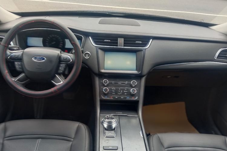 Used Ford Taurus 2015 EcoBoost 245 Fashion Edition Interior 1