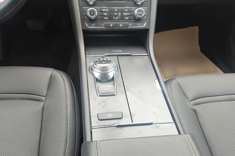 Used Ford Taurus 2015 EcoBoost 245 Fashion Edition Interior 4