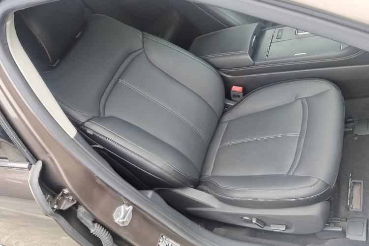 Used Ford Taurus 2015 EcoBoost 245 Fashion Edition Interior 9