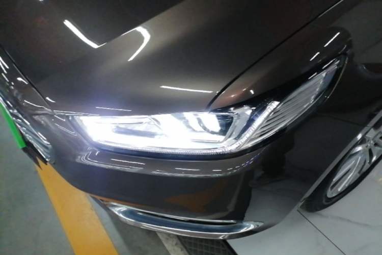 Used Ford Taurus 2015 EcoBoost 245 Ultimate Model Left Front Headlight
