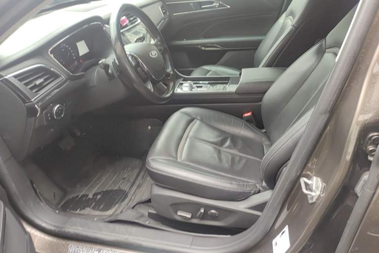 Used Ford Taurus 2015 EcoBoost 245 Luxury Model Left Front Seat