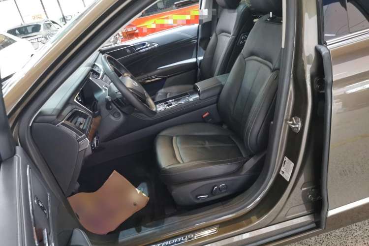 Used Ford Taurus 2015 EcoBoost 325 V6 Flagship Model Left Front Seat