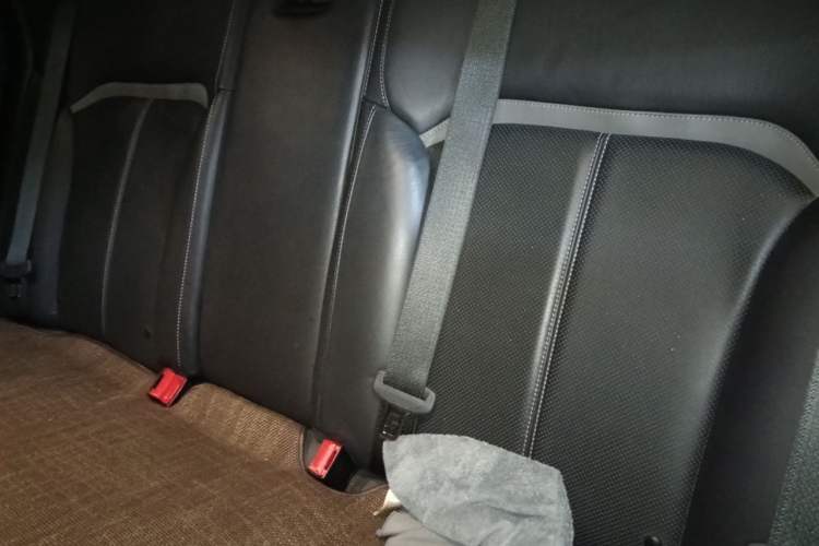 Used Ford Taurus 2015 EcoBoost 245 Luxury Model Left Rear Seat