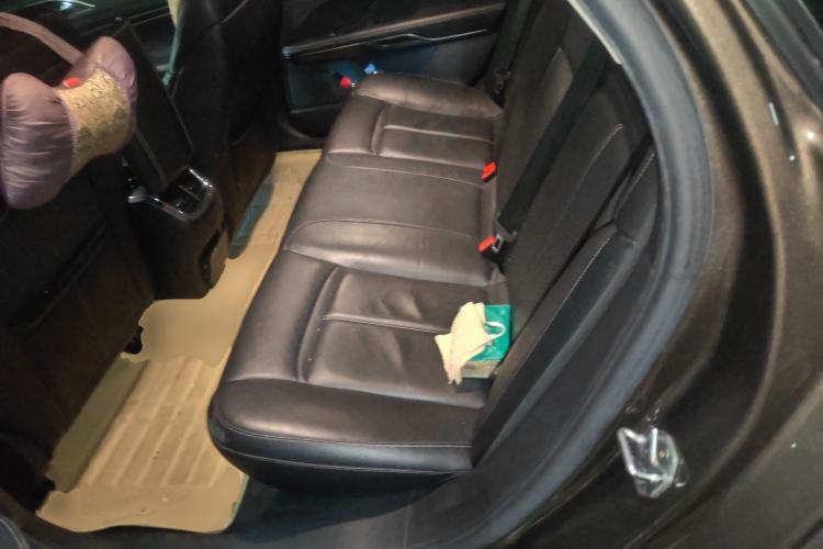 Used Ford Taurus 2015 EcoBoost 245 Fashion Edition Left Rear Seat