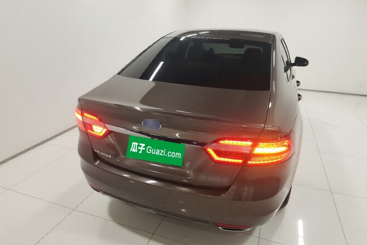 Used Ford Taurus 2015 EcoBoost 245 Luxury Model Rear