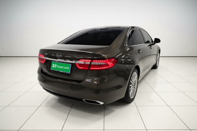 Used Ford Taurus 2015 EcoBoost 245 Ultimate Model Rear Right 45 Deg