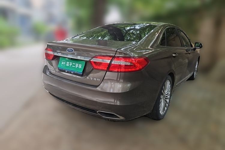 Used Ford Taurus 2015 EcoBoost 245 Ultimate Model Rear Right 45 Deg