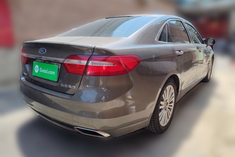 Used Ford Taurus 2015 EcoBoost 245 Luxury Model Rear Right 45 Deg