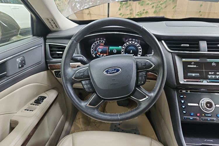 Used Ford Taurus 2015 EcoBoost 245 Ultimate Model Steering Wheel