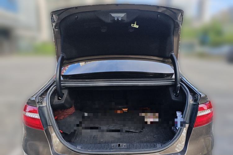 Used Ford Taurus 2015 EcoBoost 245 Ultimate Model Trunk