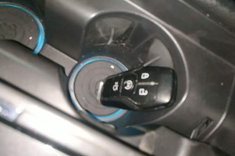 Used Ford Taurus 2015 EcoBoost 245 Luxury Model Vehicle Key