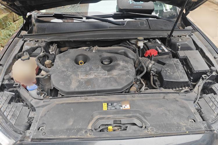 Used Ford Taurus 2015 EcoBoost 245 Fashion Edition Engine Bay