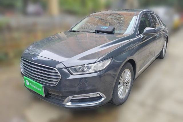 Ford Taurus 2015 EcoBoost 245 Fashion Edition مستعملة